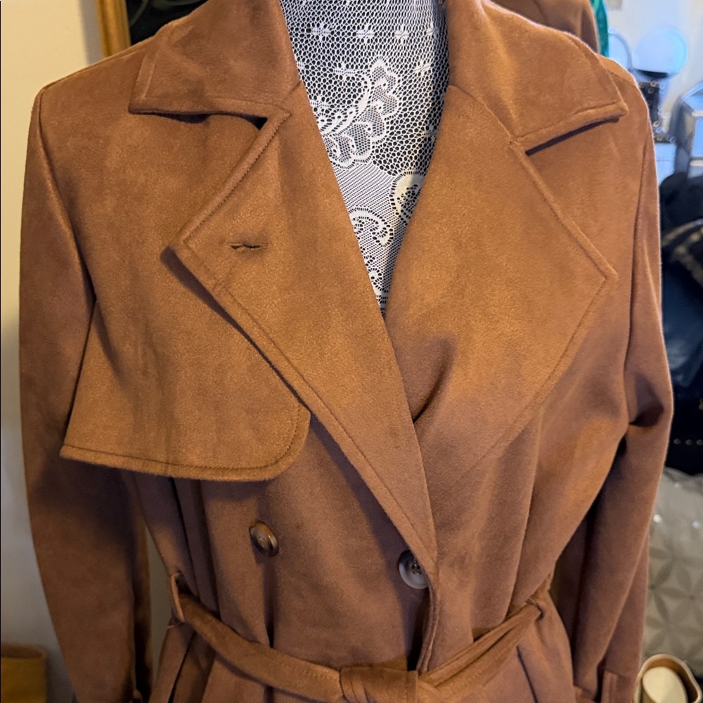 Elegant Brown Women's Trench Coat - Picture 3 of 14